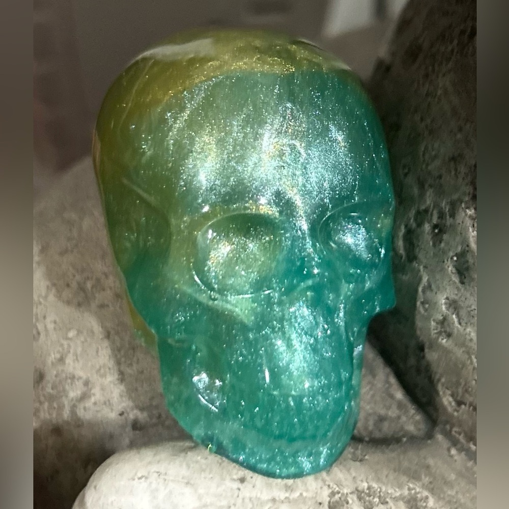 Handmade resin Green and Gold Skull Art Sculpture
